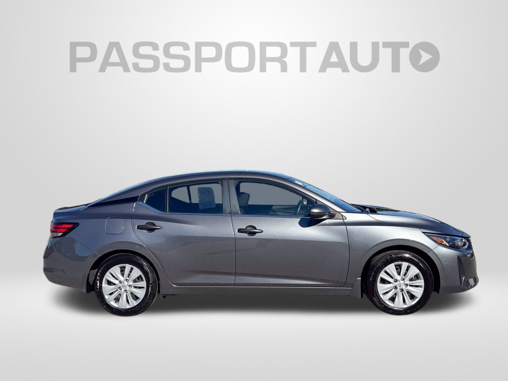 Used 2025 Nissan Sentra S FWD image 9