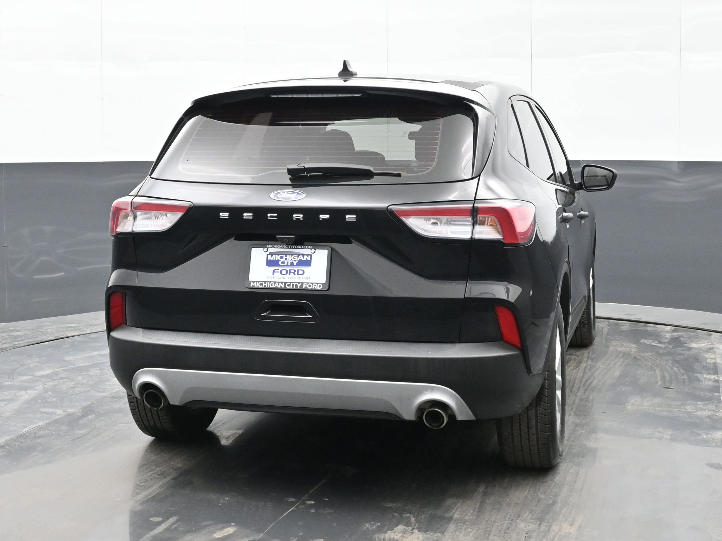 Used 2022 Ford Escape S image 7
