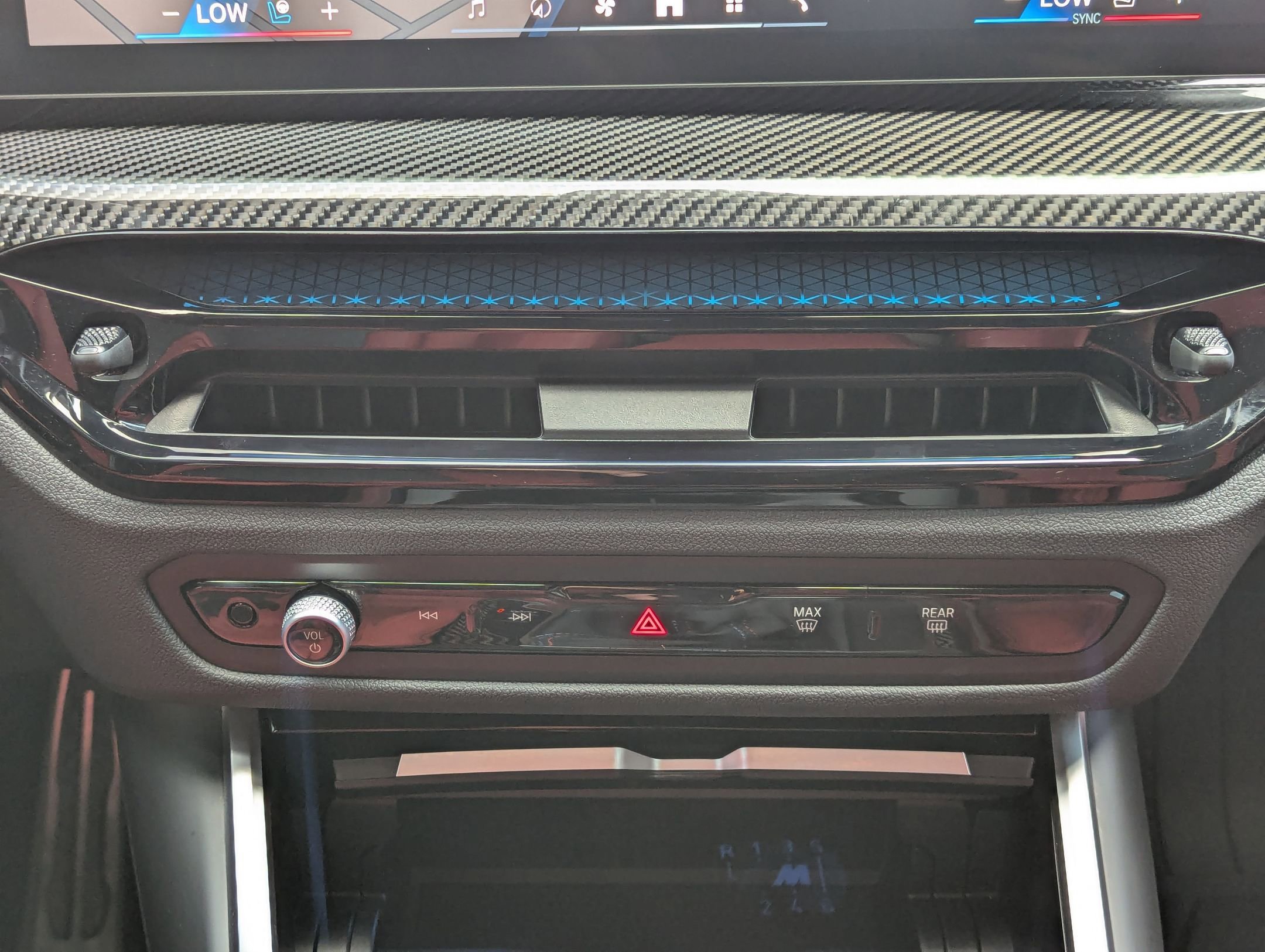 Used 2025 BMW M3 w/ Executive Package image 18