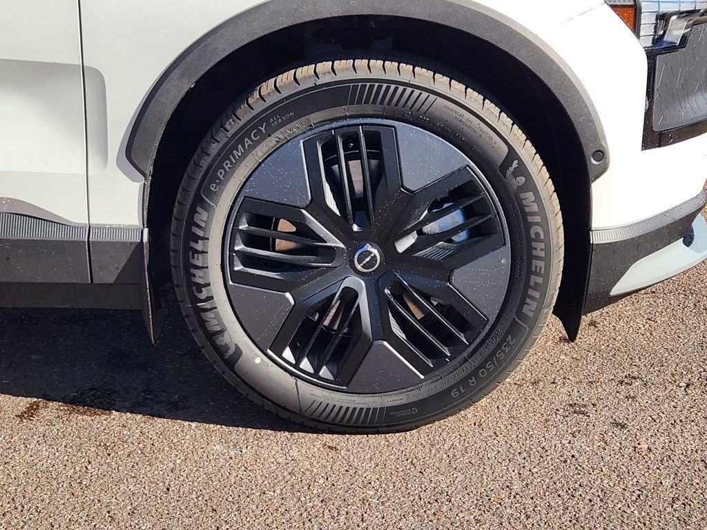 New 2026 Volvo EX30 Cross Country Ultra w/ Protection Package Premier image 27