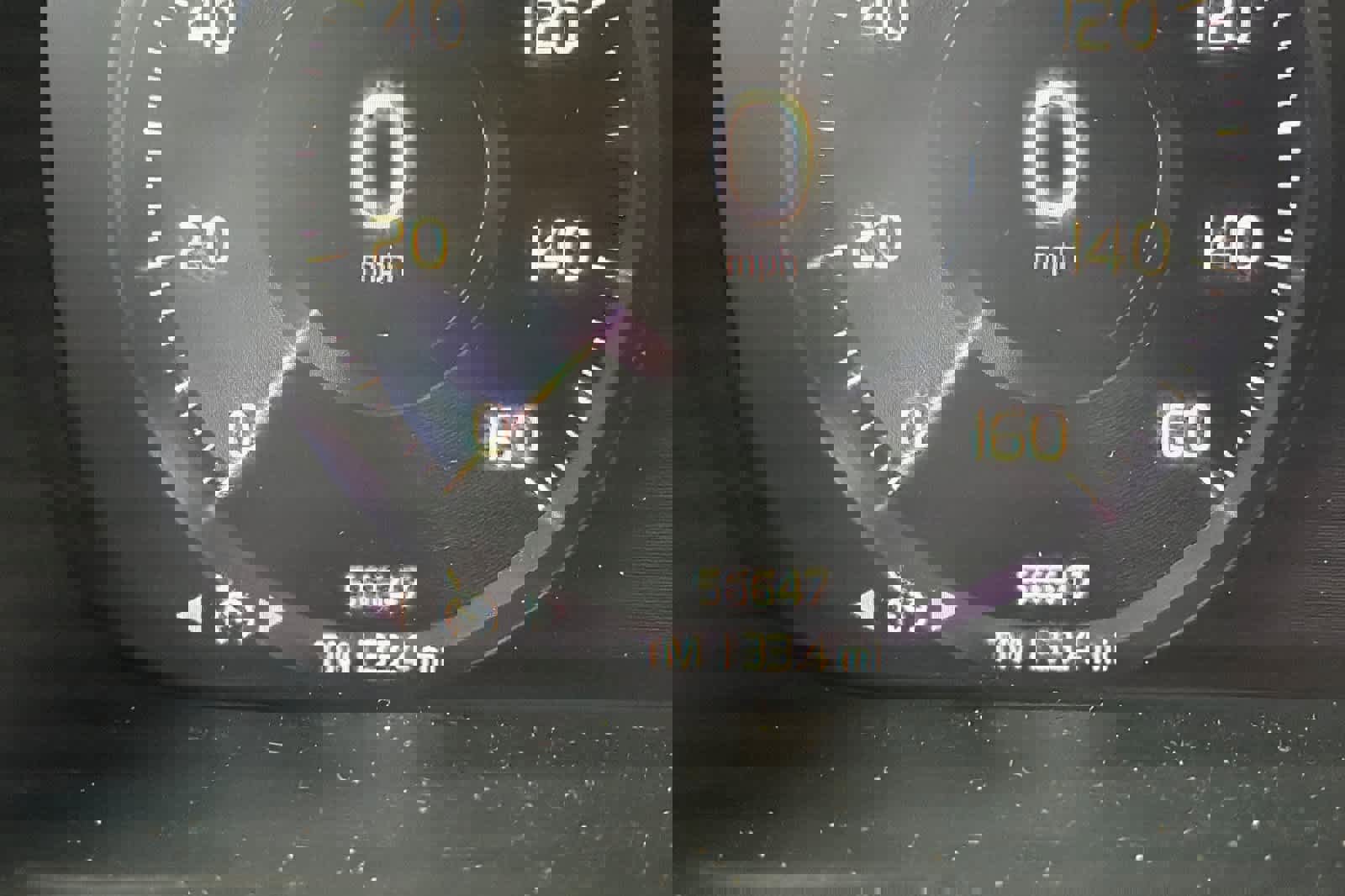 Used 2022 Volvo XC40 T5 Inscription w/ Climate Package image 28