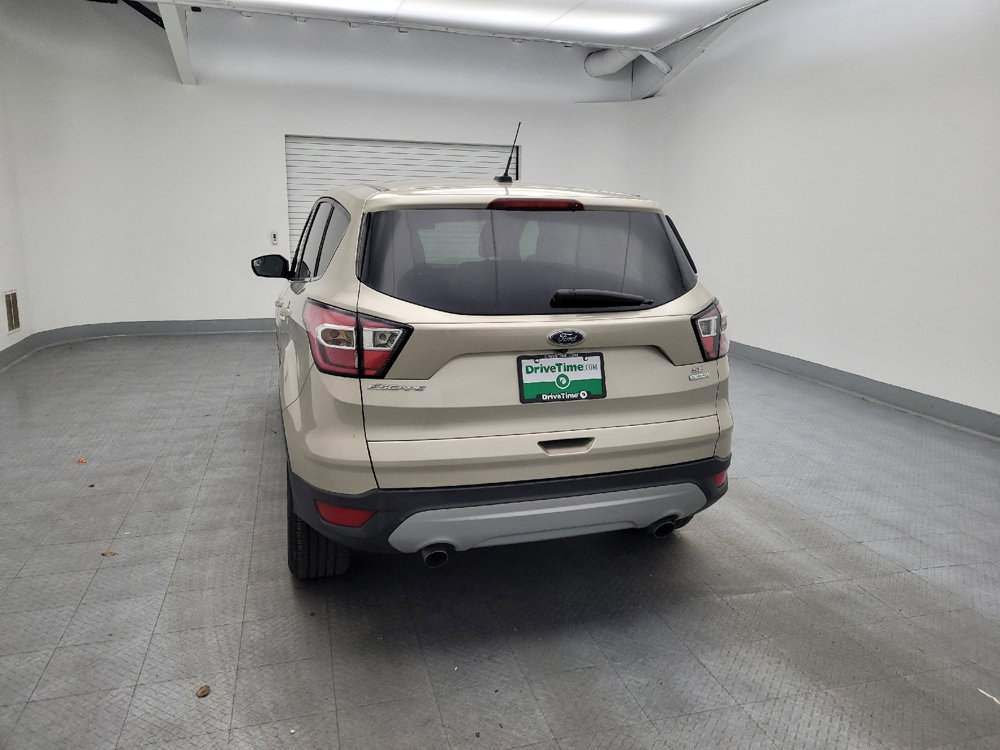 Used 2017 Ford Escape SE FWD image 6
