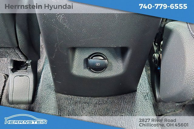 Used 2021 Hyundai Tucson Ultimate w/ Cargo Package image 12