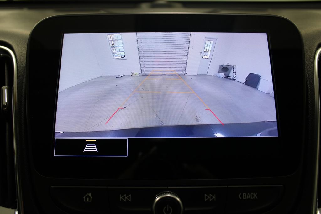 Used 2023 Chevrolet Malibu LT image 50