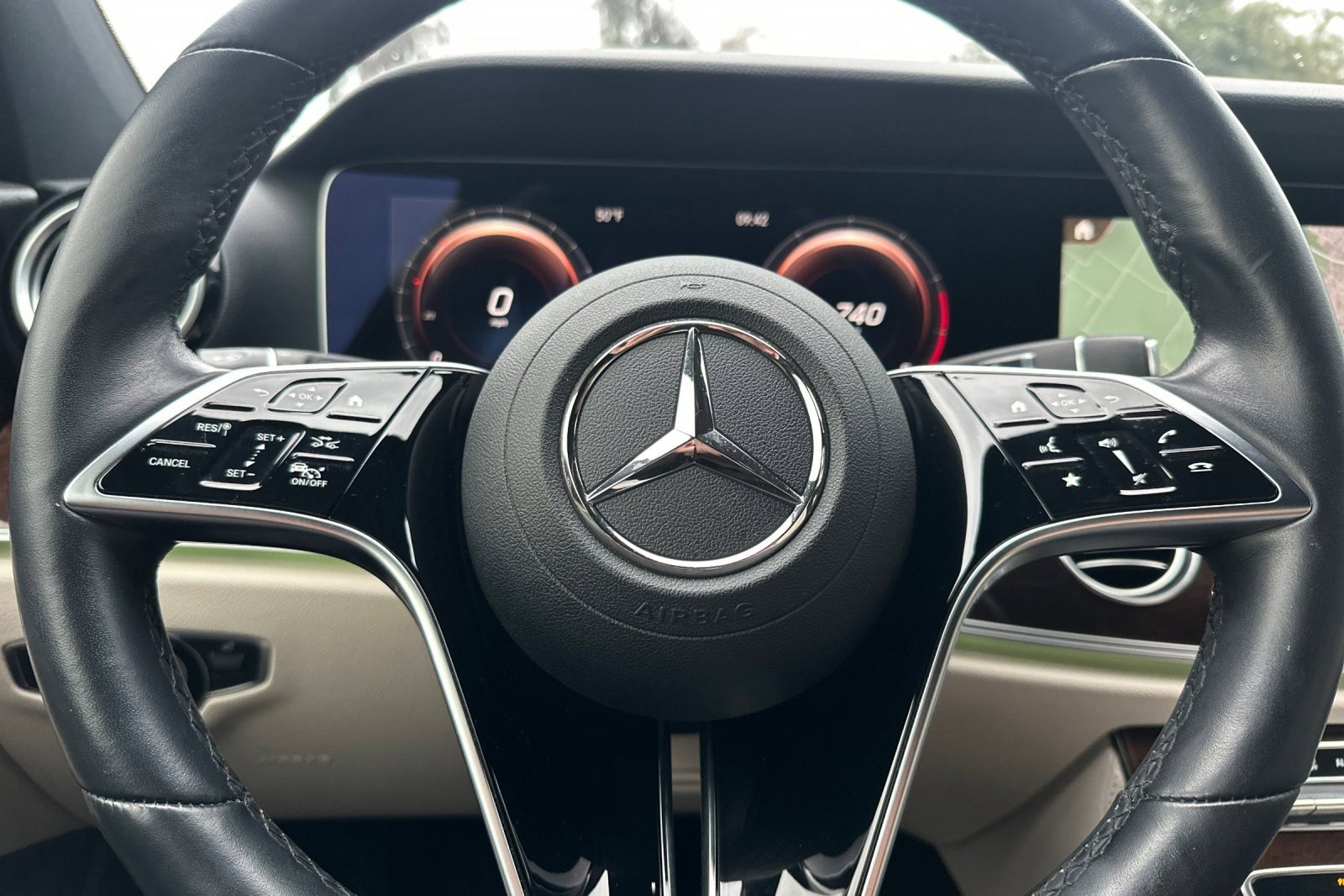 Used 2022 Mercedes-Benz E 350 Sedan image 29