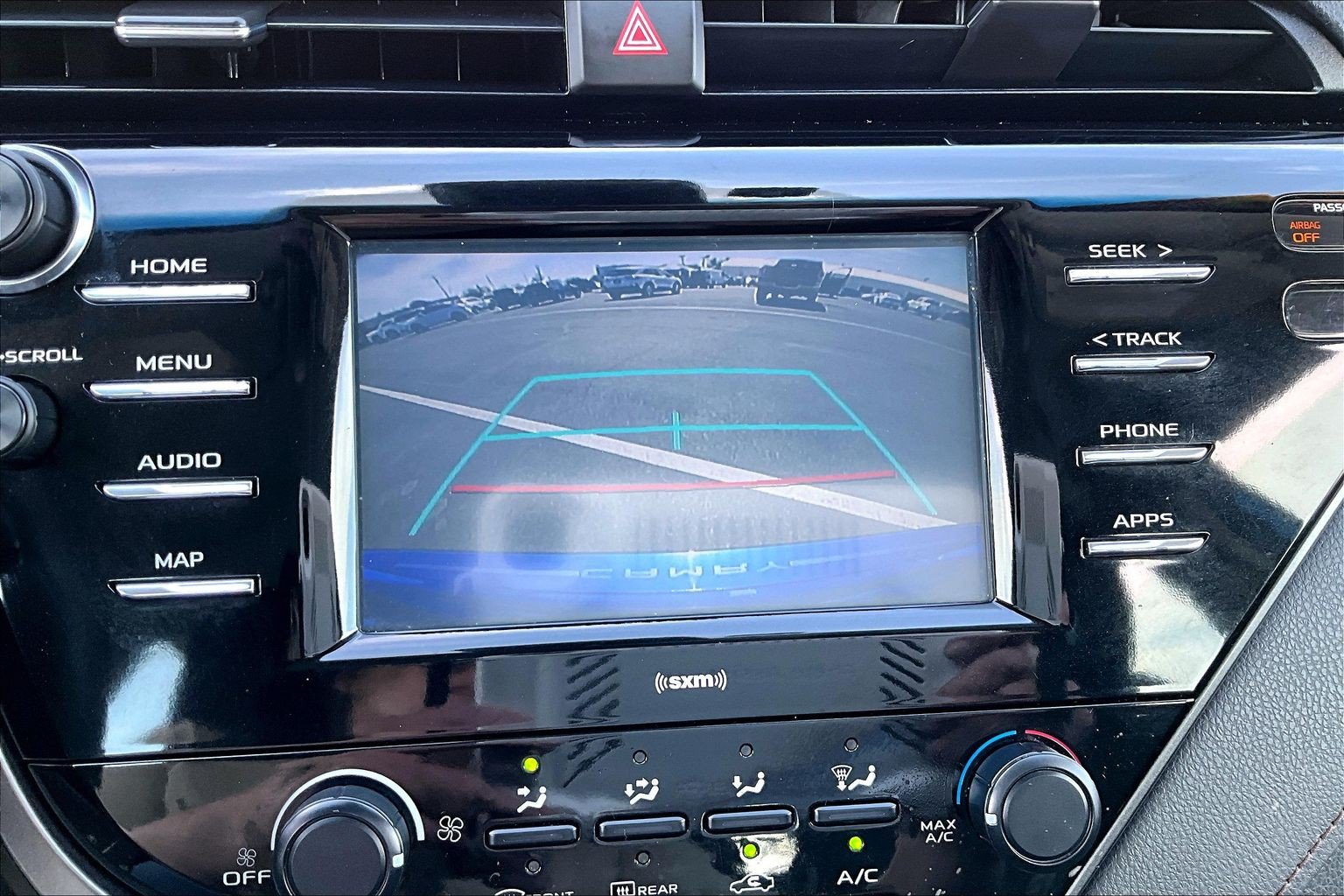 Used 2020 Toyota Camry LE FWD image 22