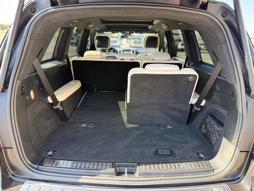 Used 2015 Mercedes-Benz GL 550 4MATIC image 16