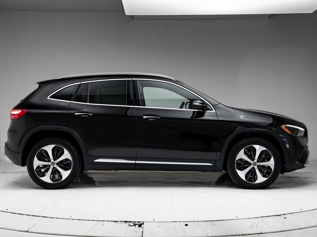 Used 2025 Mercedes-Benz GLA 250 4MATIC image 30