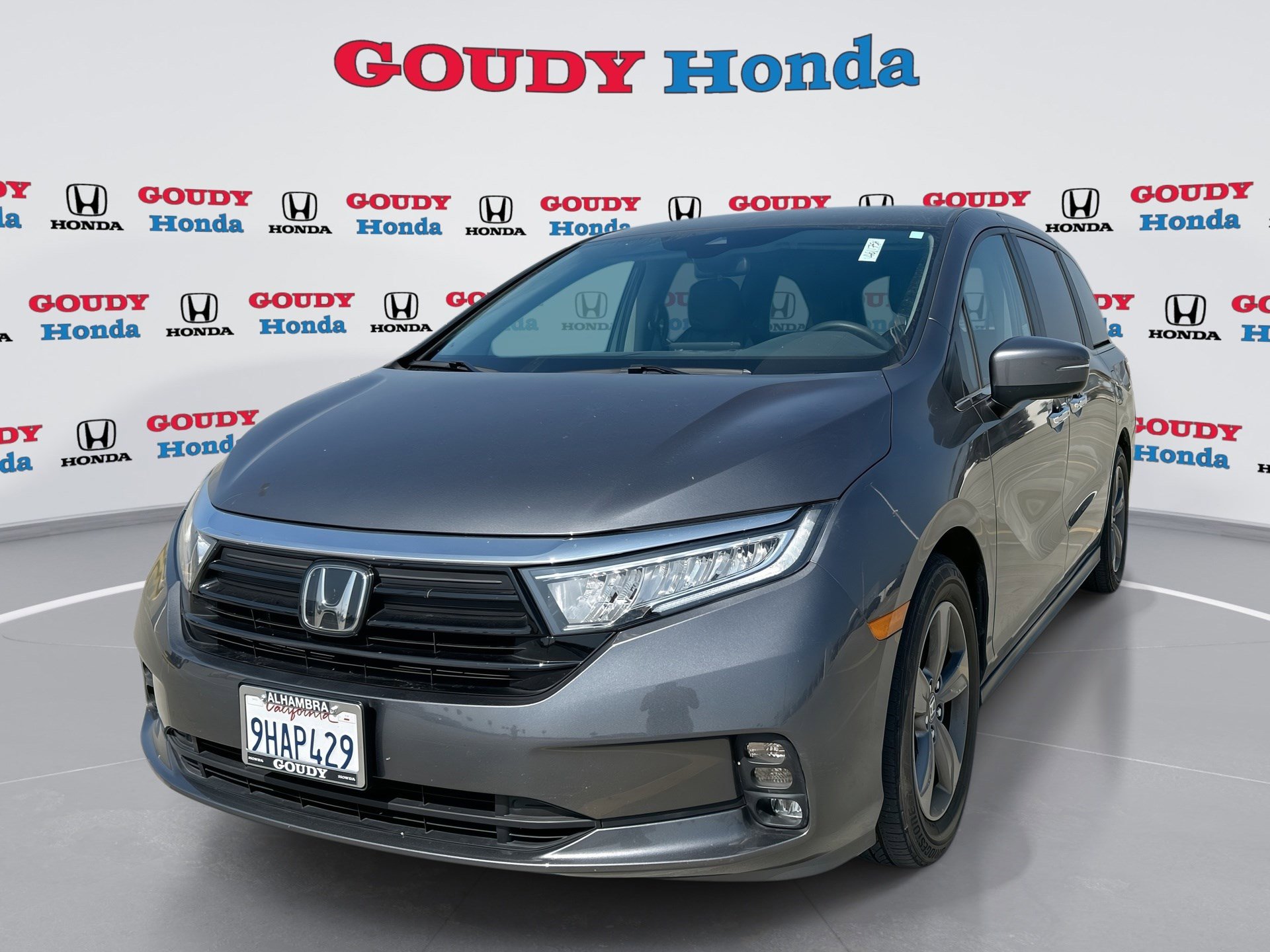 Used 2023 Honda Odyssey EX image 1