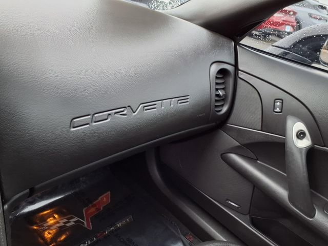 Used 2013 Chevrolet Corvette Grand Sport w/ 2LT Preferred Equipment Group RWD image 18