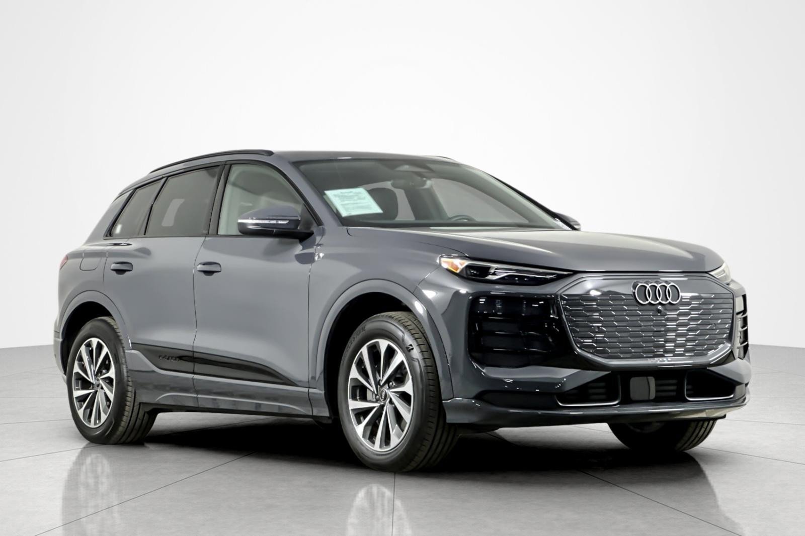 Used 2025 Audi Q6 e-tron Premium w/ Convenience Package image 7