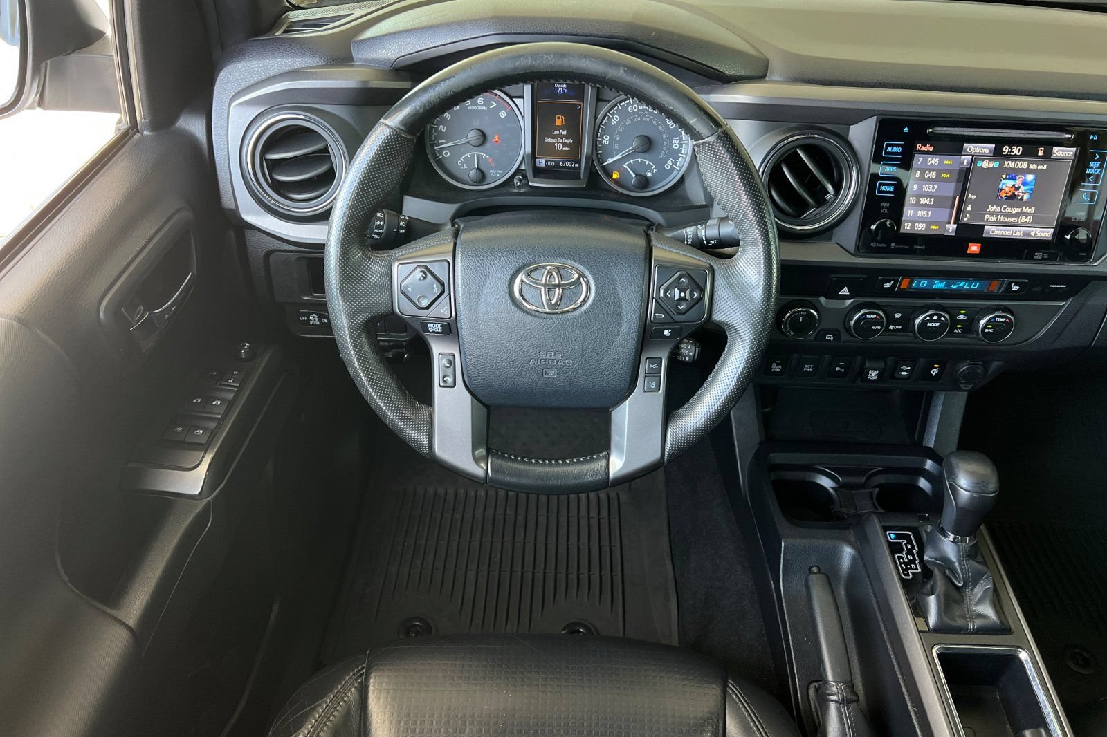 Used 2019 Toyota Tacoma TRD Off-Road w/ TRD Premium Off Road Package AWD/4WD image 17