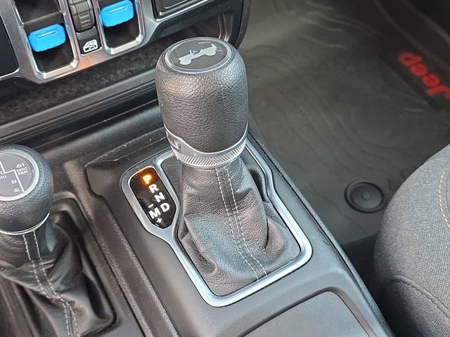 Used 2024 Jeep Wrangler Unlimited Sahara image 26