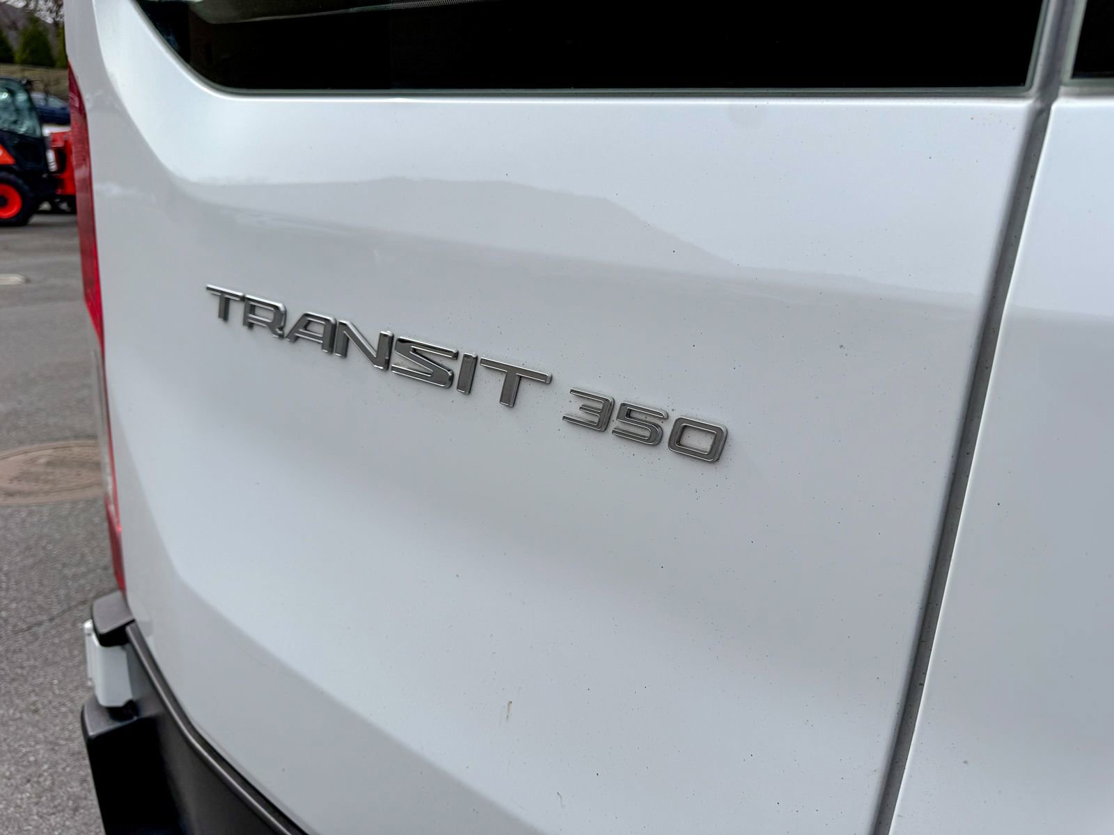 Used 2023 Ford Transit 350 XLT image 12