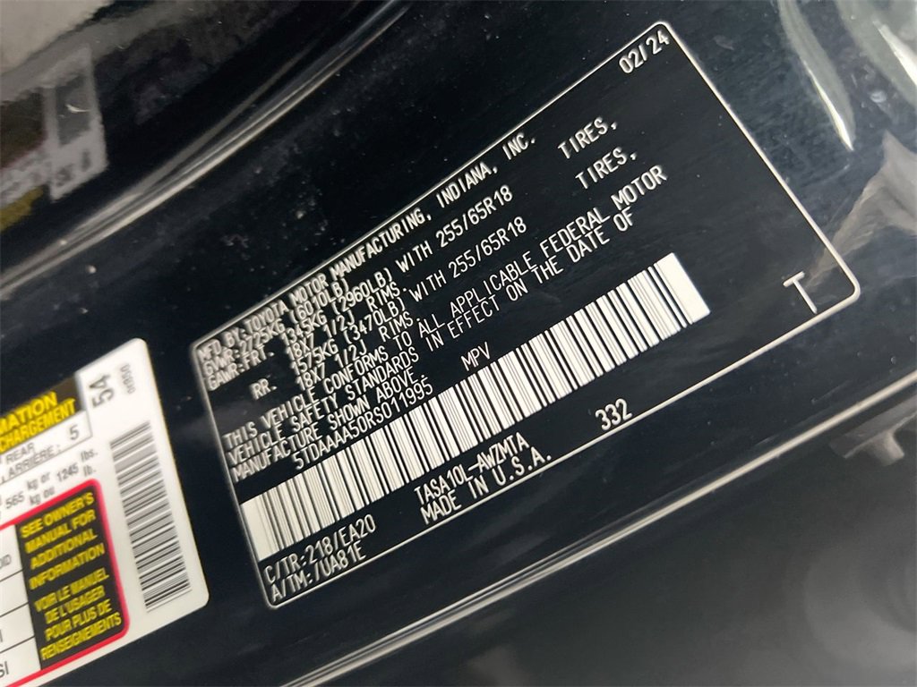 Used 2024 Toyota Grand Highlander XLE image 28