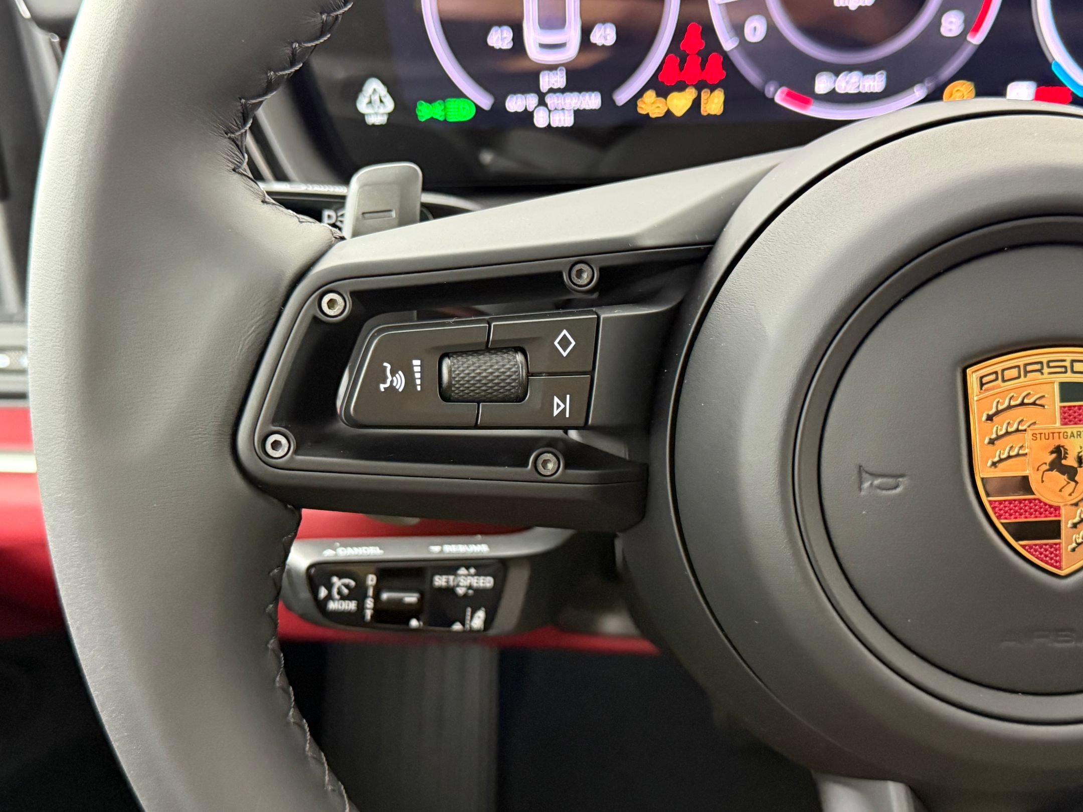 Certified 2026 Porsche Cayenne S AWD/4WD image 19