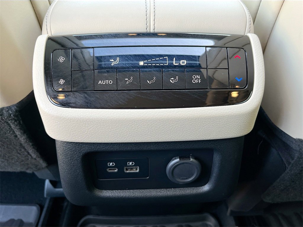 Used 2024 INFINITI QX60 Luxe w/ Cargo Package image 26