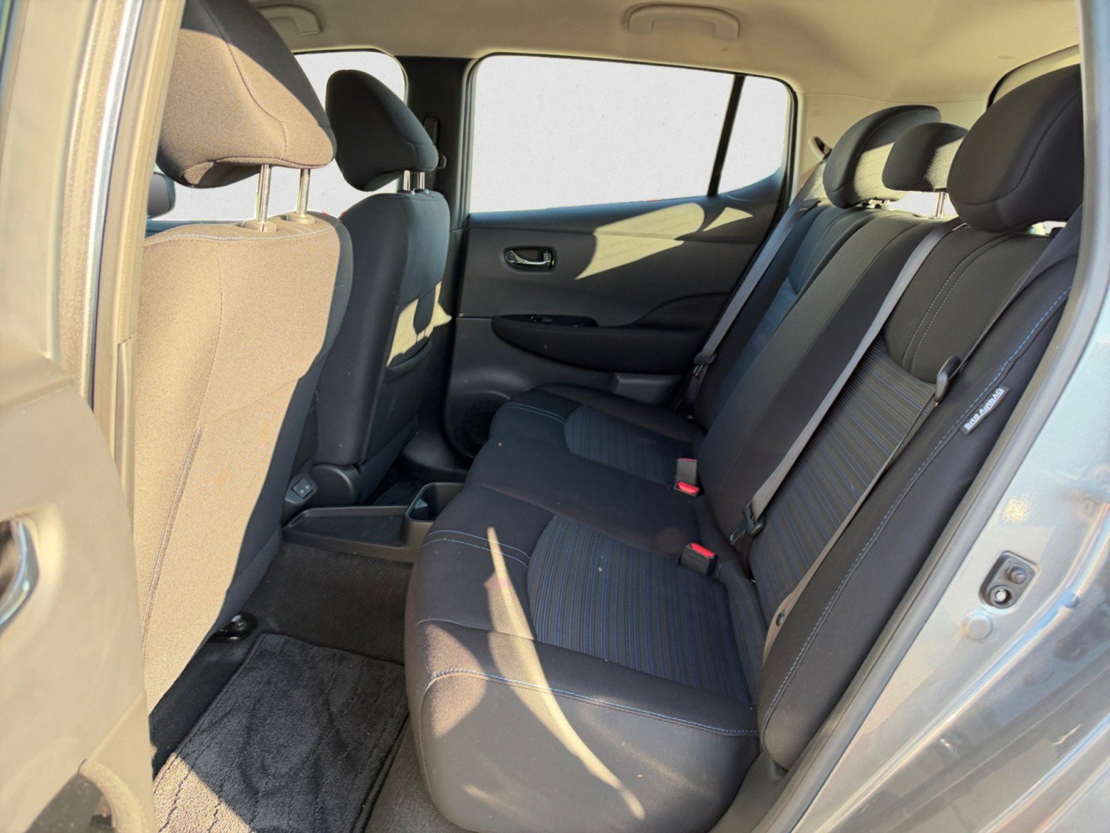 Used 2025 Nissan Leaf SV Plus FWD image 17