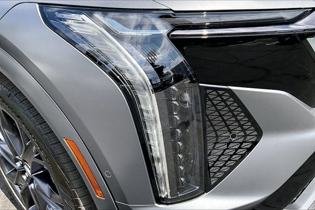 New 2026 Cadillac Optiq V AWD/4WD image 14