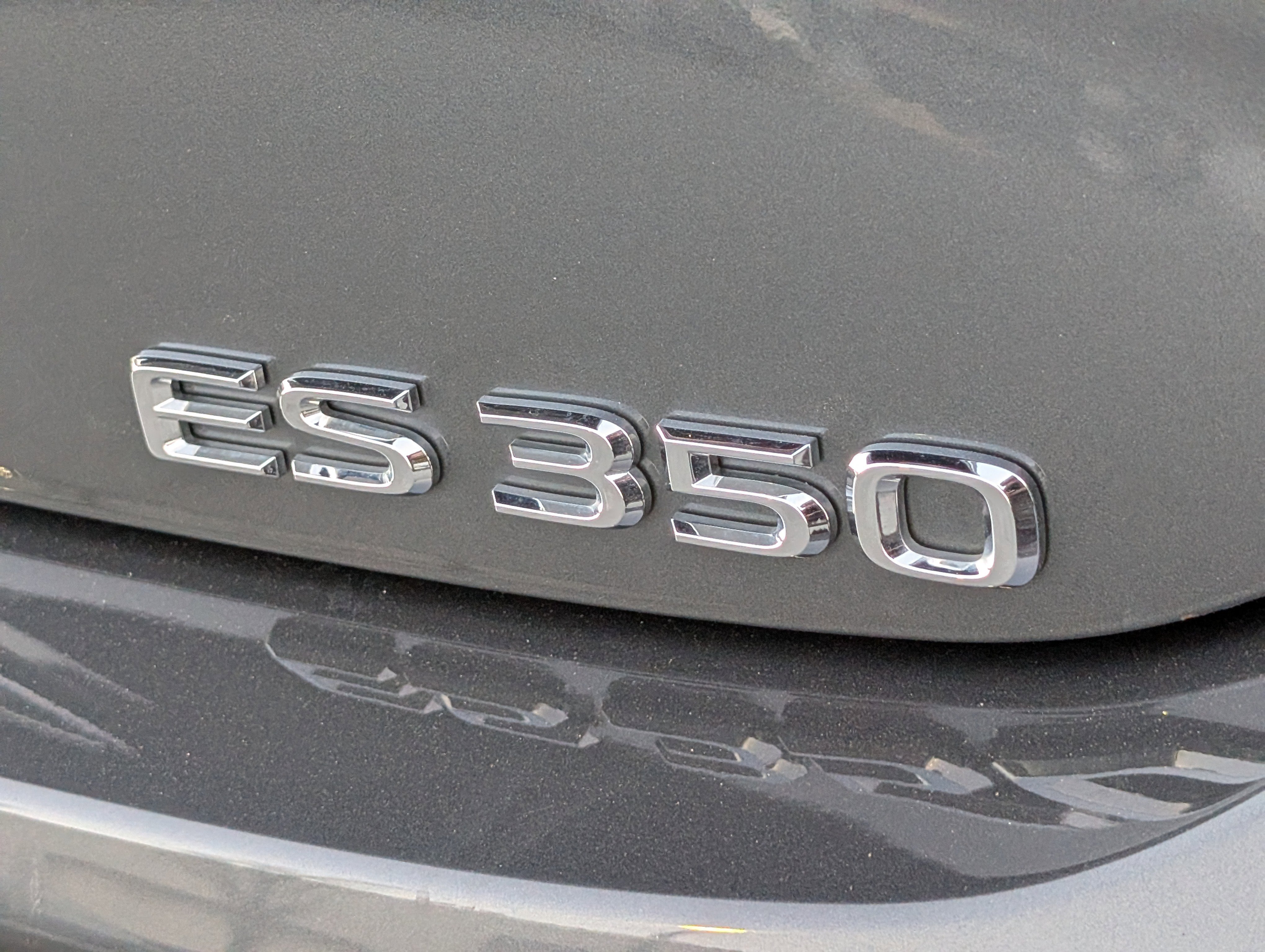 Certified 2025 Lexus ES 350 w/ Premium Package image 9