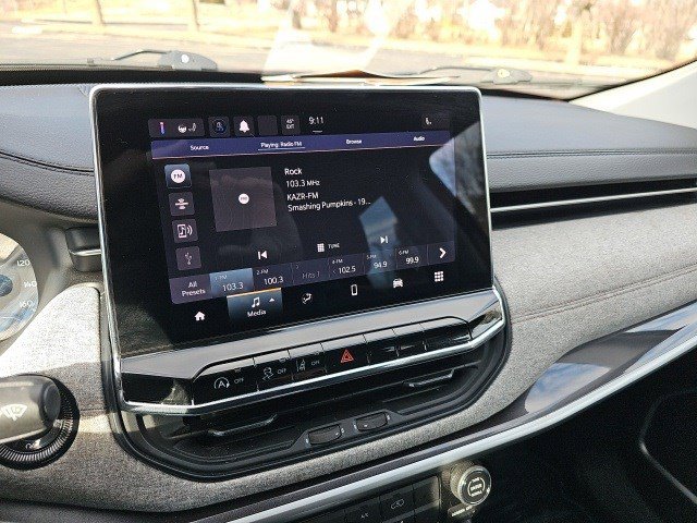 Used 2022 Jeep Compass Latitude image 23