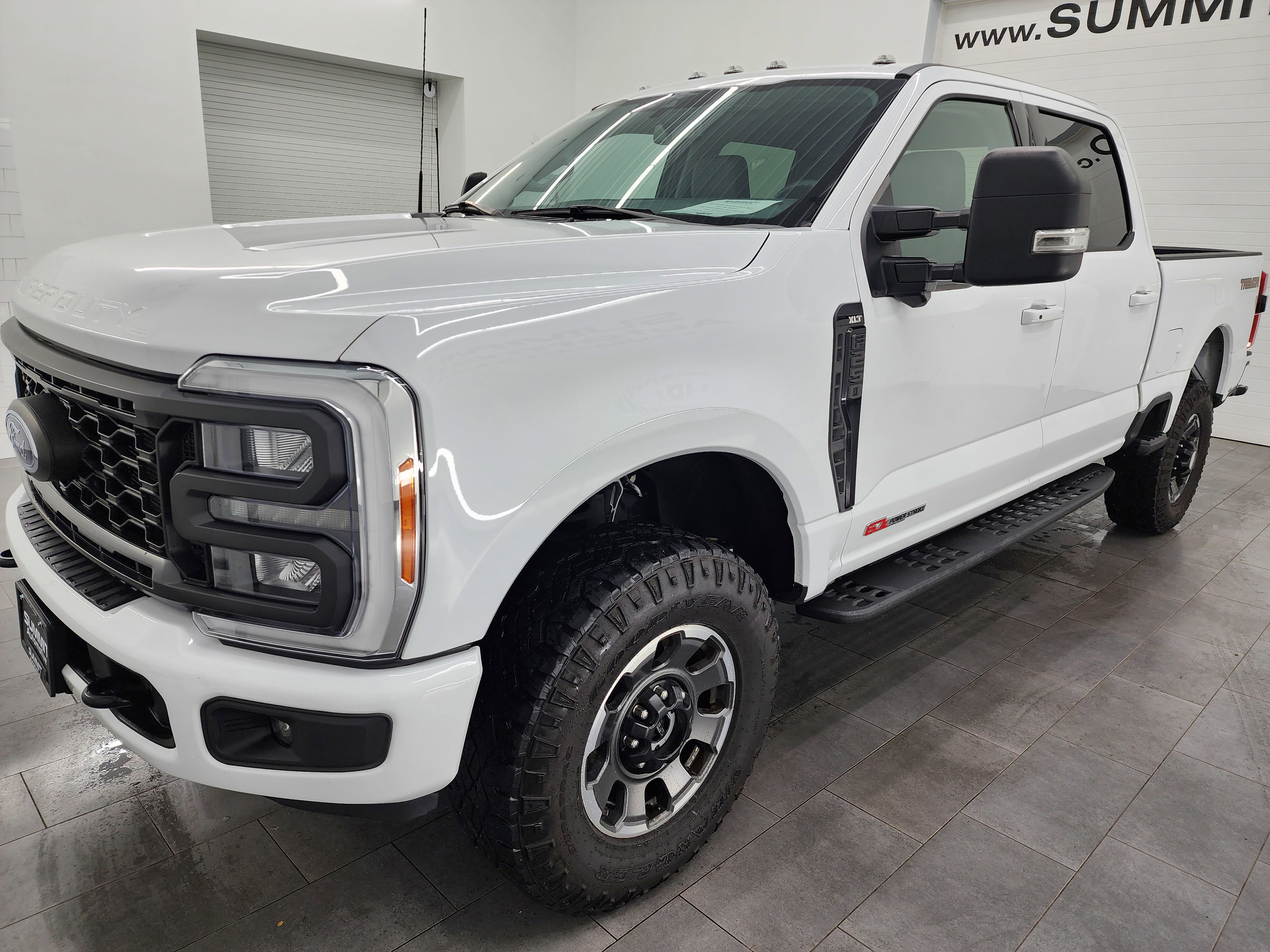 Used 2023 Ford F250 XLT w/ Tremor Off-Road Package image 7
