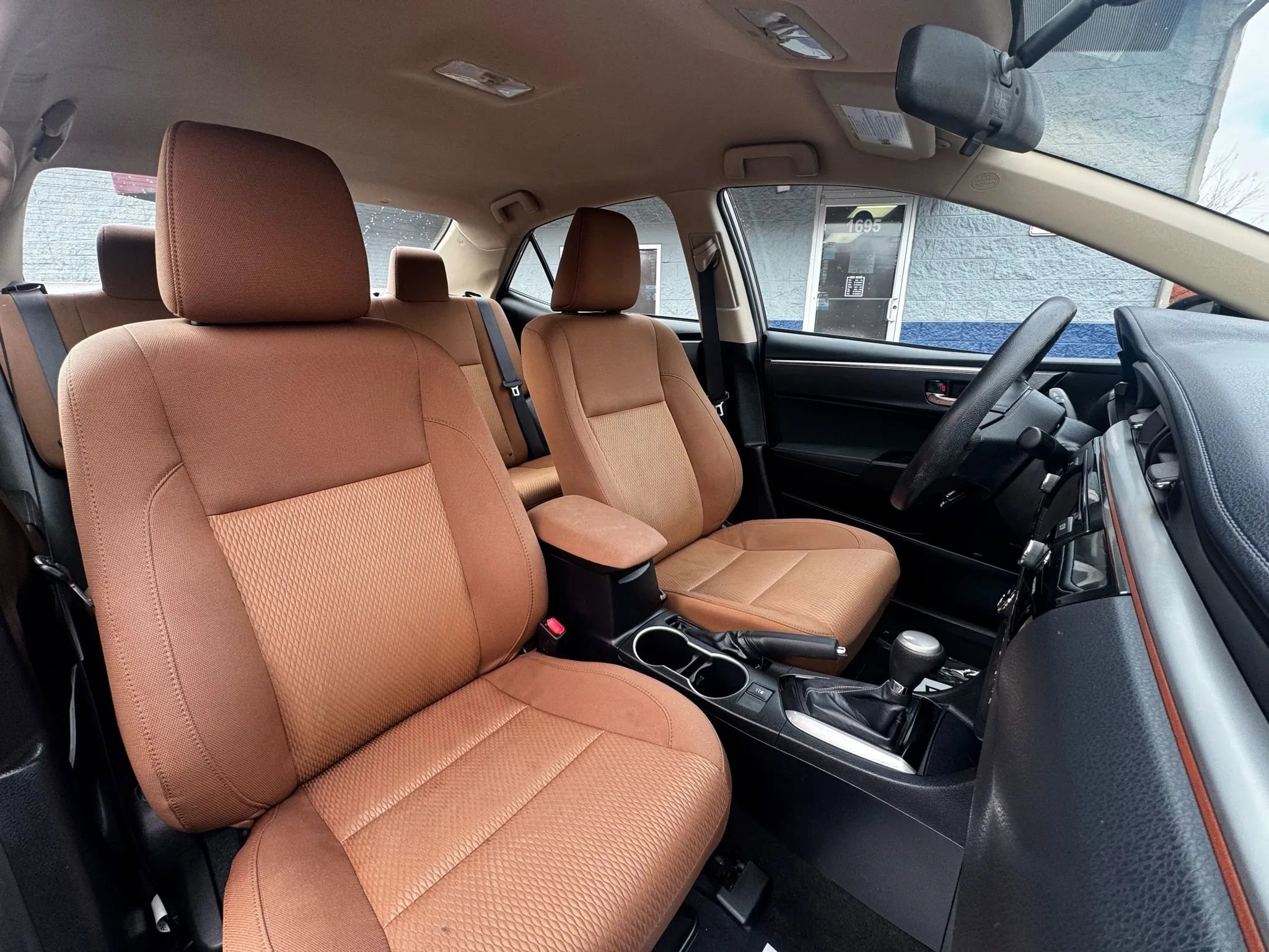 Used 2014 Toyota Corolla LE image 16