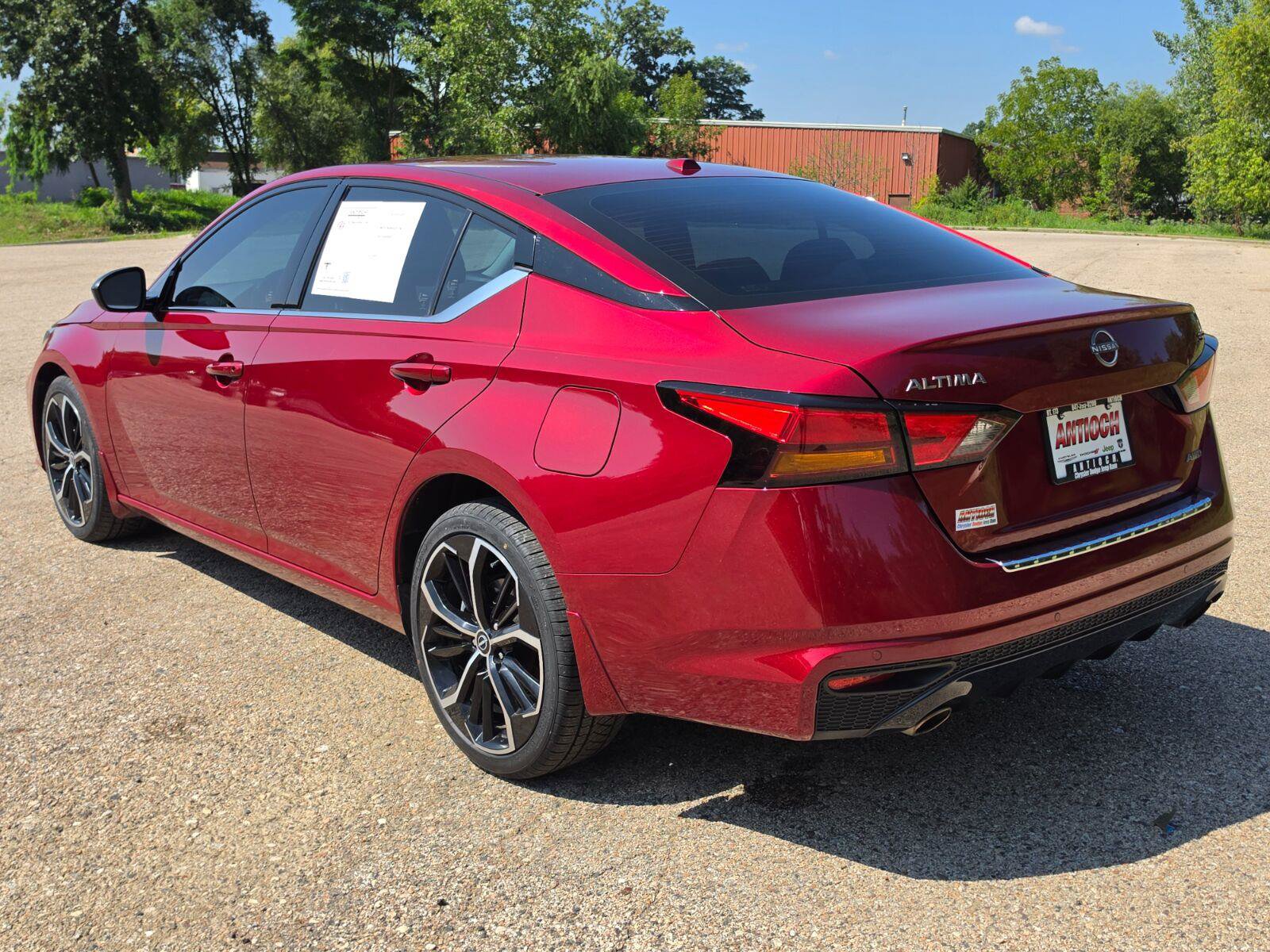 Used 2023 Nissan Altima 2.5 SR w/ SR Premium Package AWD/4WD image 18
