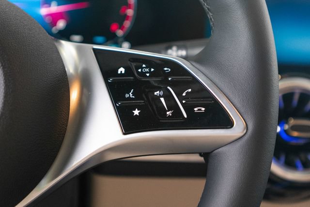 New 2026 Mercedes-Benz GLB 250 4MATIC image 17