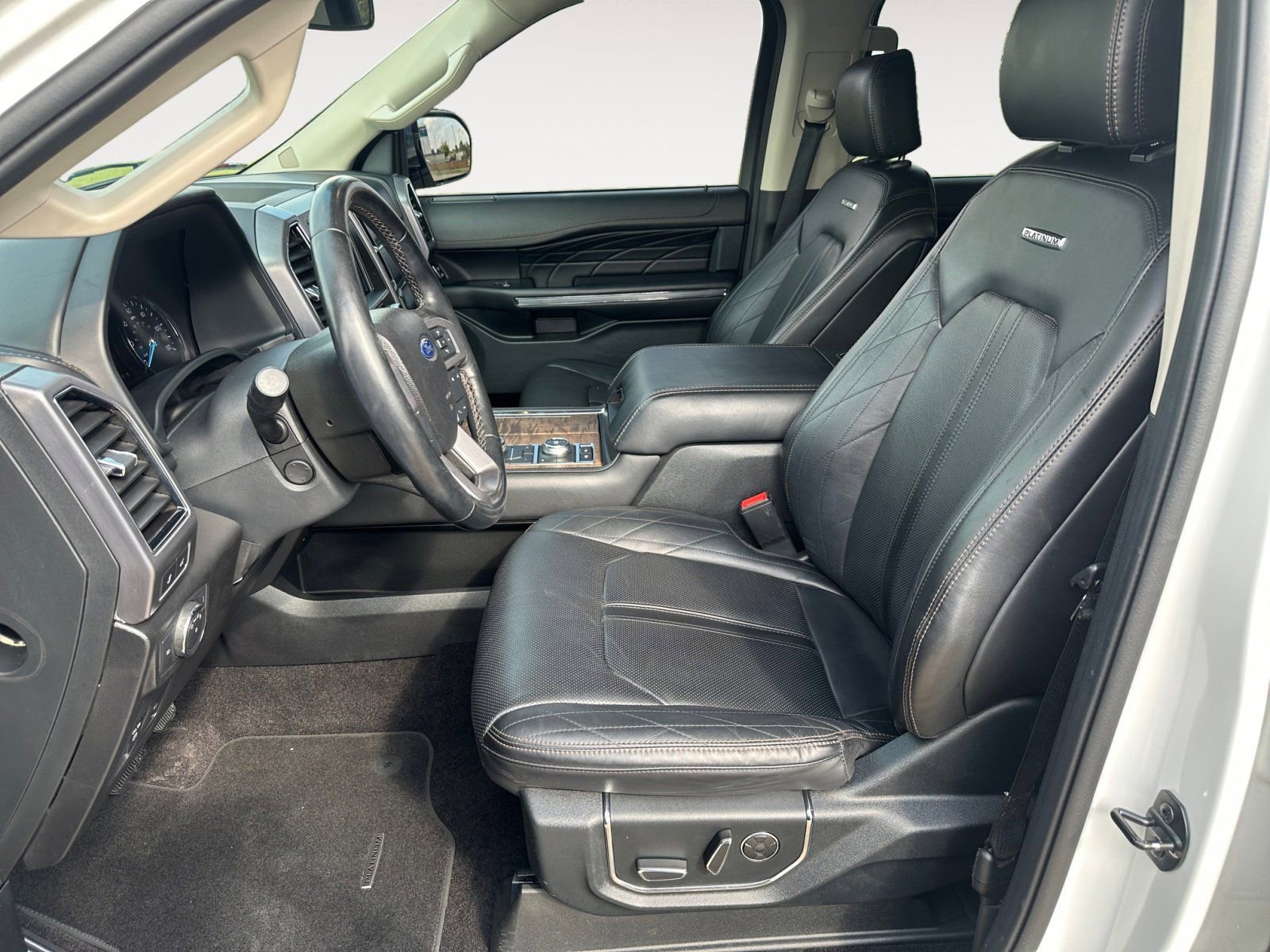 Used 2021 Ford Expedition Platinum image 9