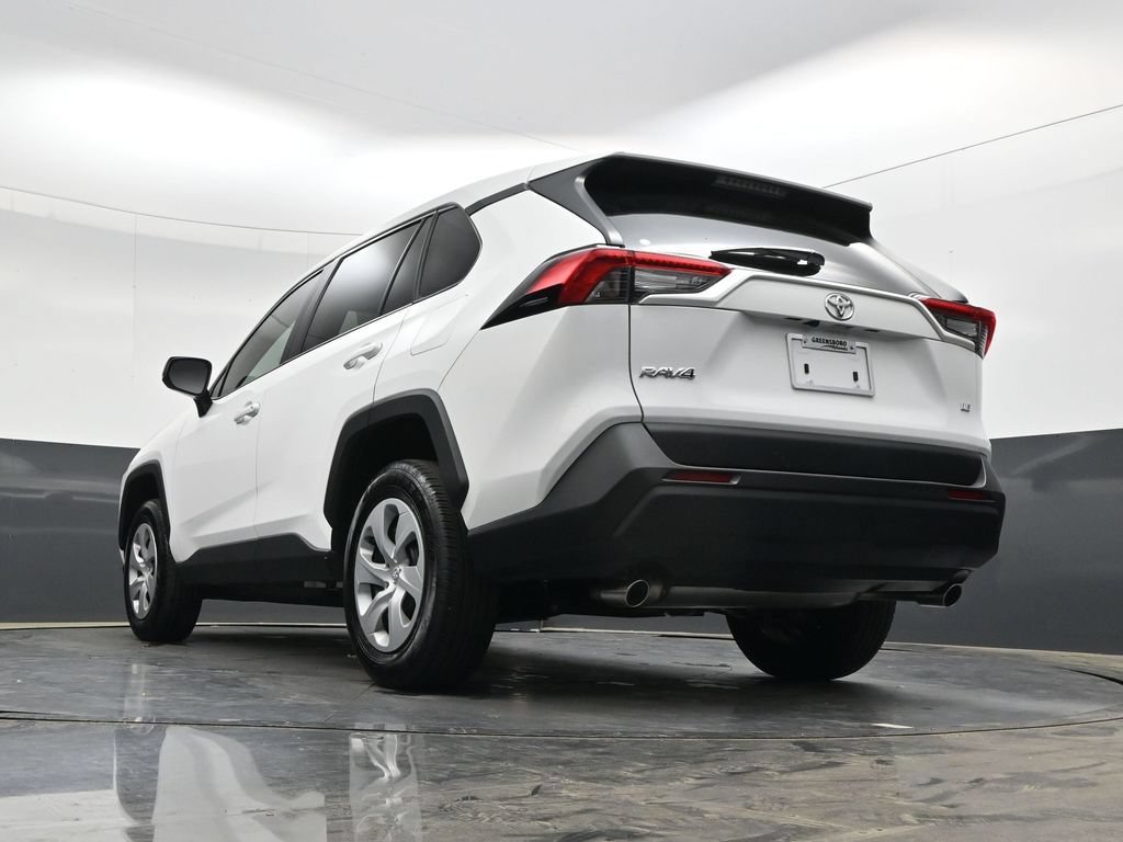 Used 2025 Toyota RAV4 LE FWD image 31