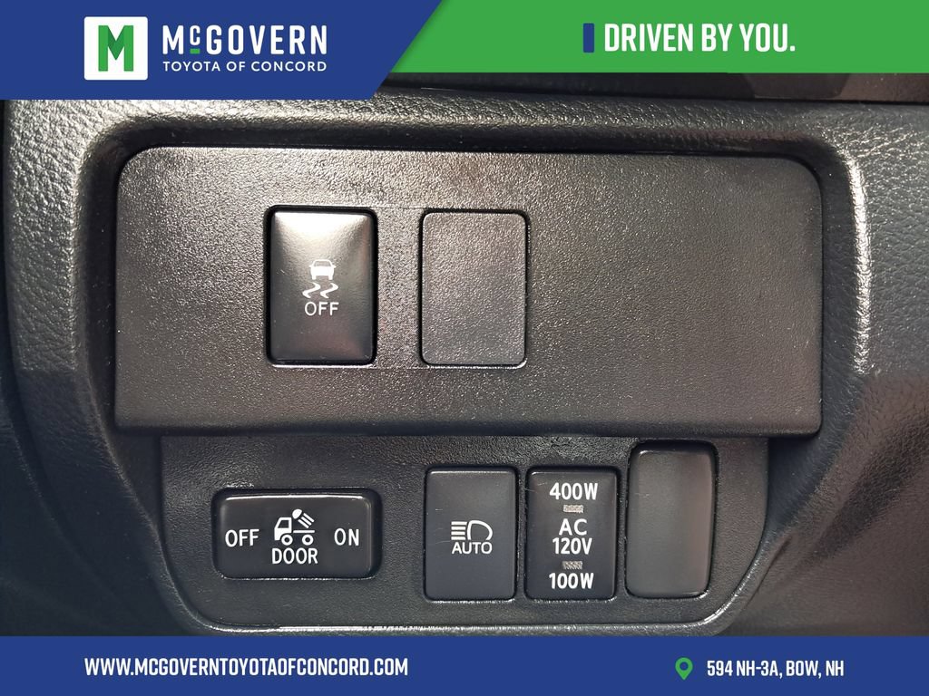 Used 2021 Toyota Tacoma TRD Off-Road w/ Technology Package AWD/4WD image 27