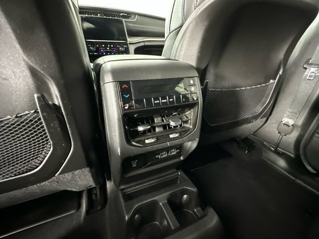 Used 2023 Jeep Grand Cherokee L Limited w/ Luxury Tech Group II AWD/4WD image 21