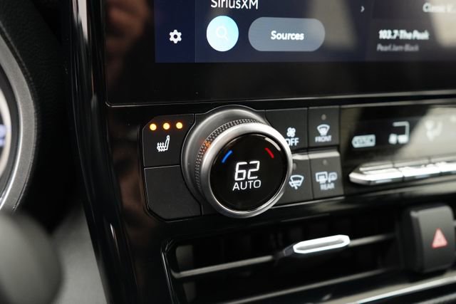 Used 2023 Toyota Highlander XSE image 50