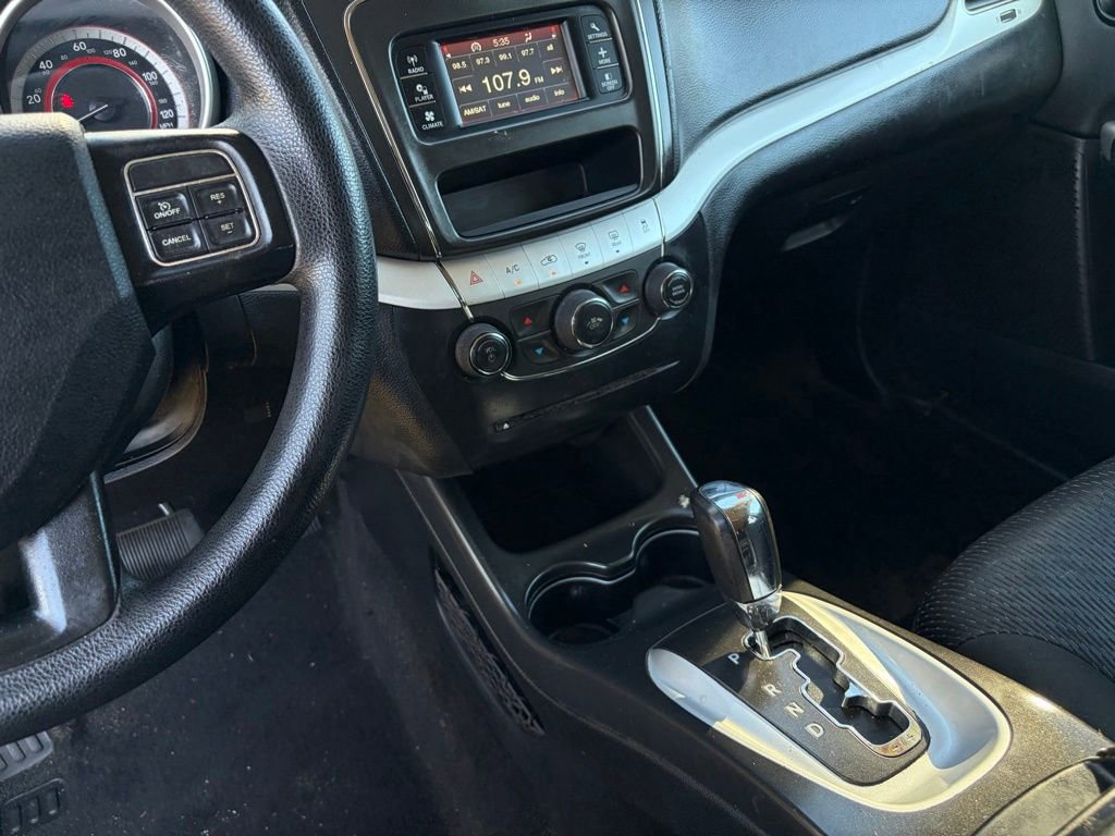 Used 2016 Dodge Journey SXT w/ Comfort/Convenience Group FWD image 17