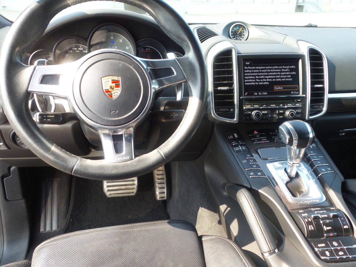 Used 2013 Porsche Cayenne GTS image 32
