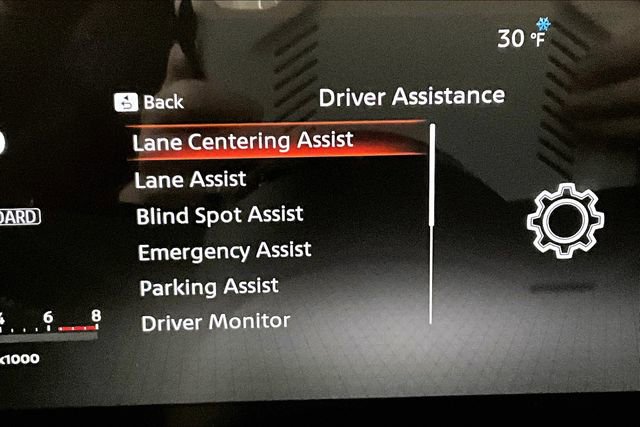 New 2025 Nissan Kicks SR w/ SR Premium Package image 29