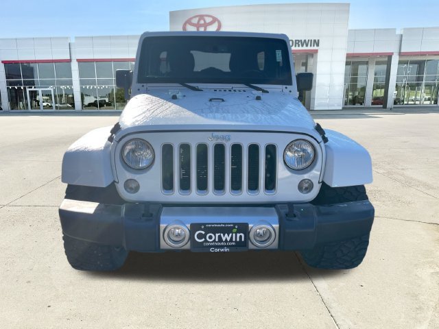 Used 2018 Jeep Wrangler Unlimited Sahara w/ Connectivity Group AWD/4WD image 8