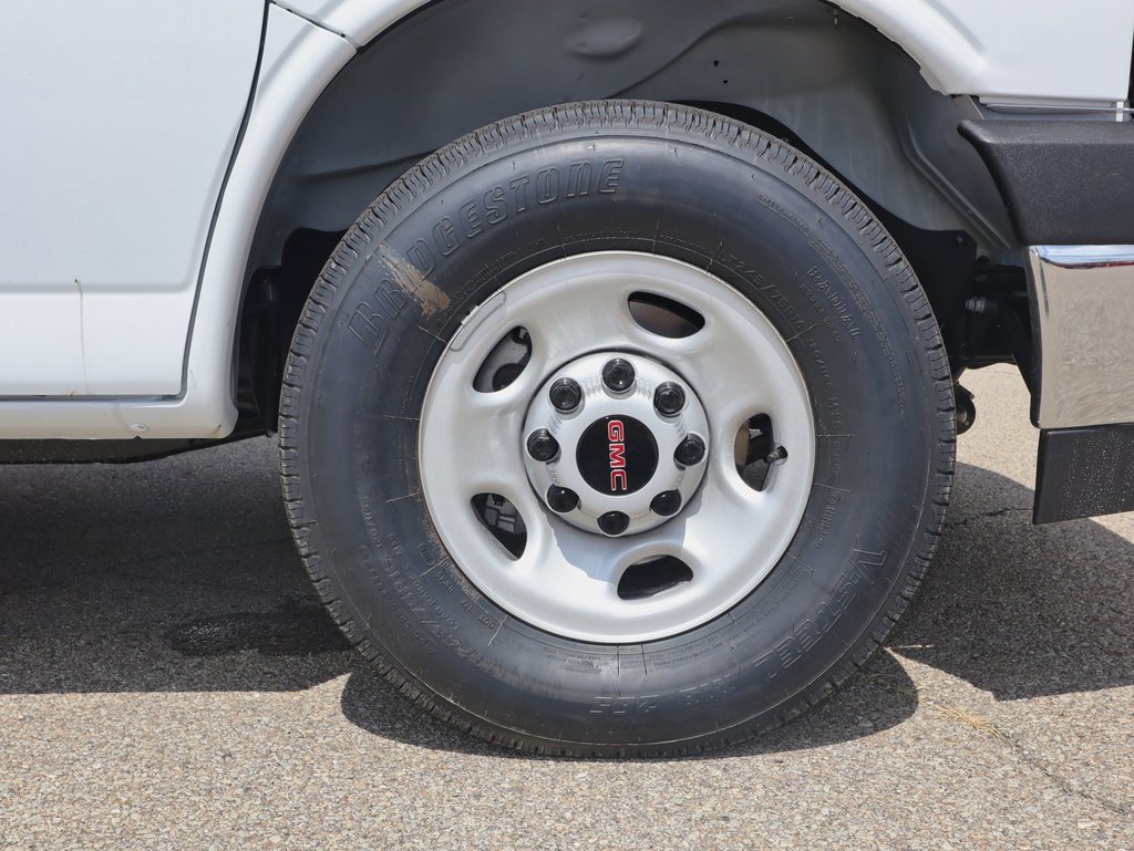 New 2025 GMC Savana 2500 Extended w/ Driver Convenience Package image 23