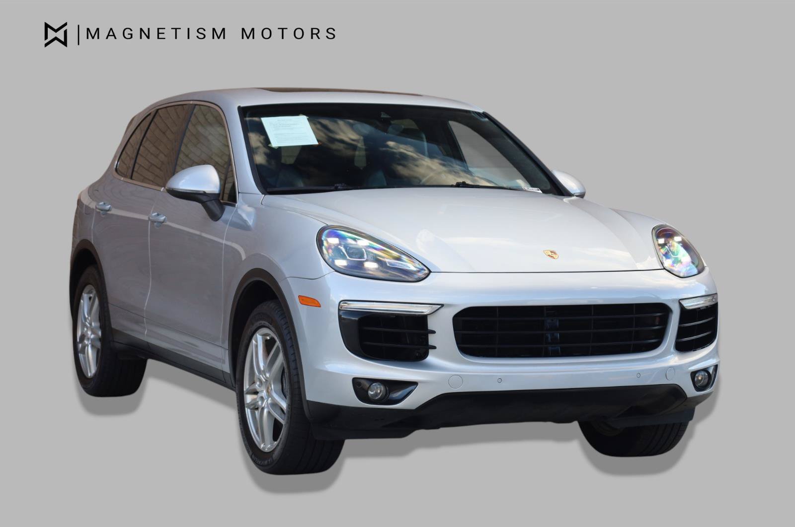 Used 2016 Porsche Cayenne AWD/4WD image 5