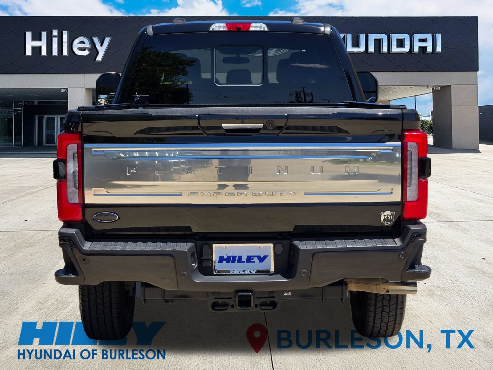 Used 2024 Ford F250 Platinum AWD/4WD image 5