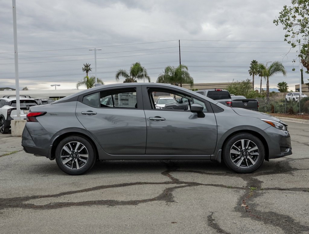 New 2025 Nissan Versa SV image 3