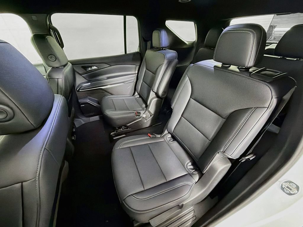 New 2027 Chevrolet Traverse LT w/ Enhanced Driving Package FWD image 25