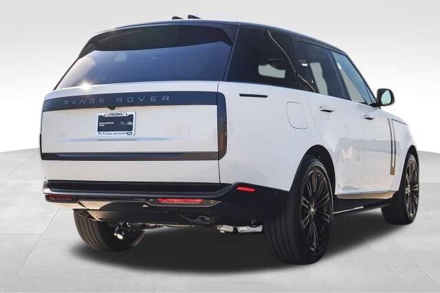 New 2025 Land Rover Range Rover SE image 4