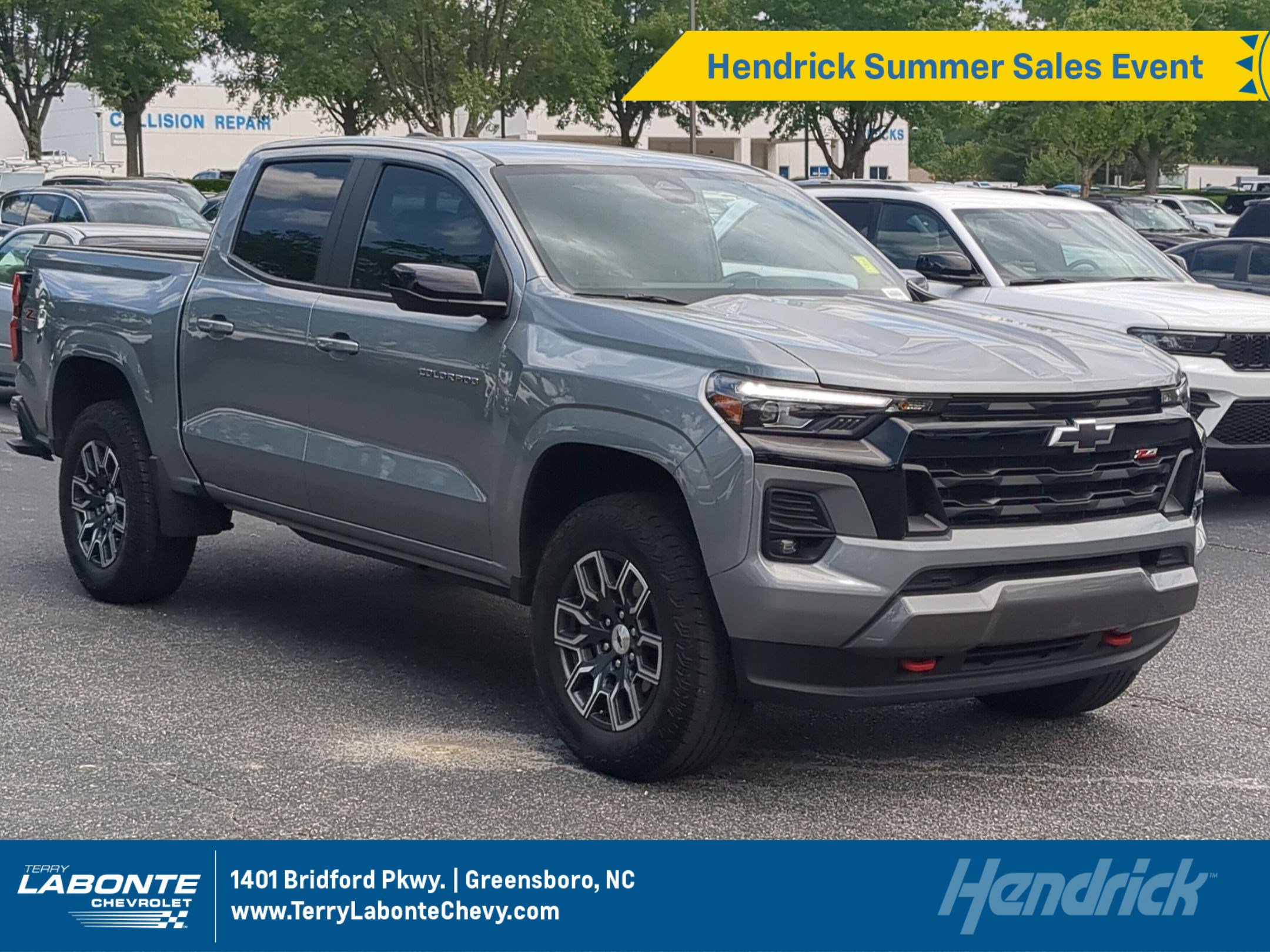 Used 2024 Chevrolet Colorado Z71 w/ Z71 Convenience Package 2