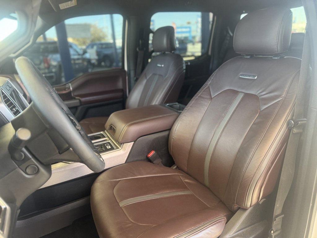 Used 2015 Ford F150 Platinum w/ Equipment Group 701A Luxury image 14