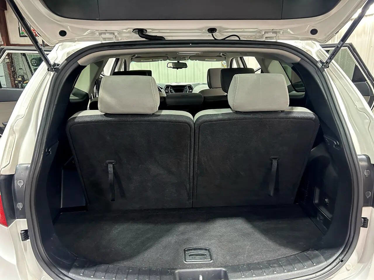 Used 2016 Hyundai Santa Fe SE FWD image 10