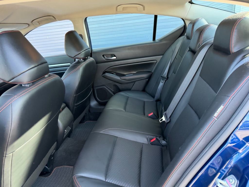 Certified 2024 Nissan Altima 2.5 SR FWD image 12