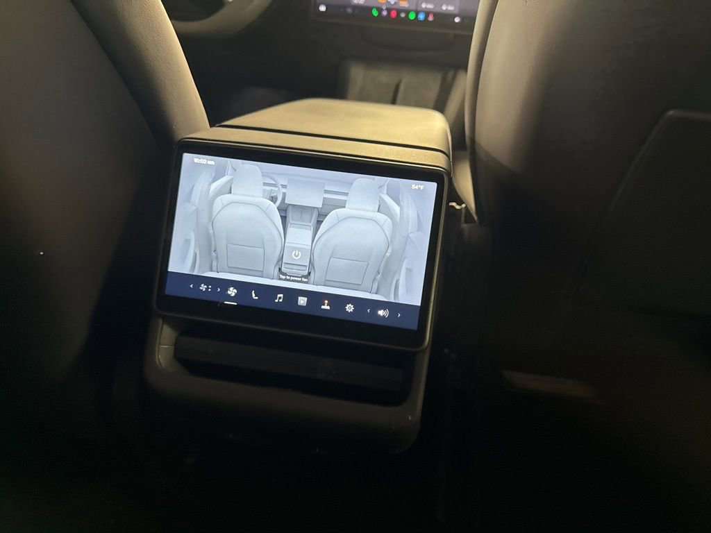 Used 2025 Tesla Model 3 Long Range image 8
