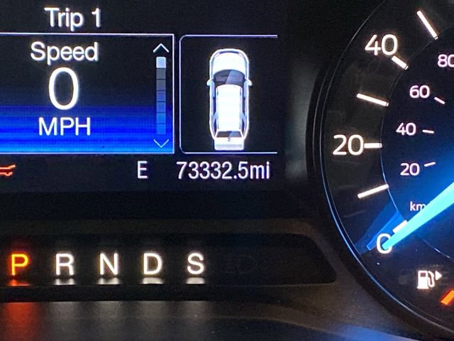 Used 2017 Ford Explorer XLT image 6